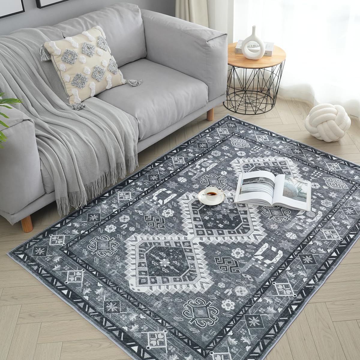 Fuwasod カーペット ラグ マット ペルシャ風 絨毯風 花柄 オールシーズン適用 滑り止め付き 寝室 リビング 玄関マット 地毯 じゅうたん 洗える 防音マット 防ダニ 防臭 柄D 130×180cm