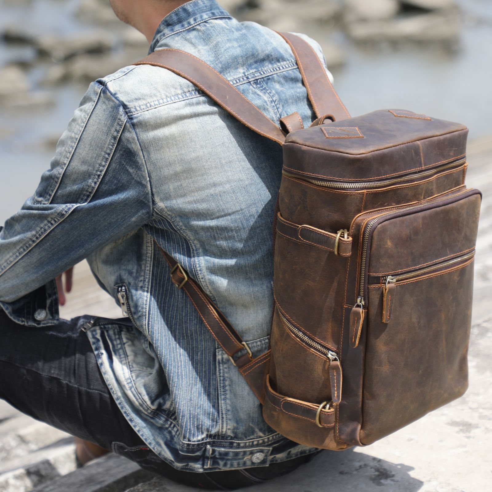 Genuine Leather Backpack Laptop Bag Vintage Leather Crazy Horse School Bag Outdoor Travel Weekender Shoulder Bag Gift School Bag Valentine's Day Gift for Men