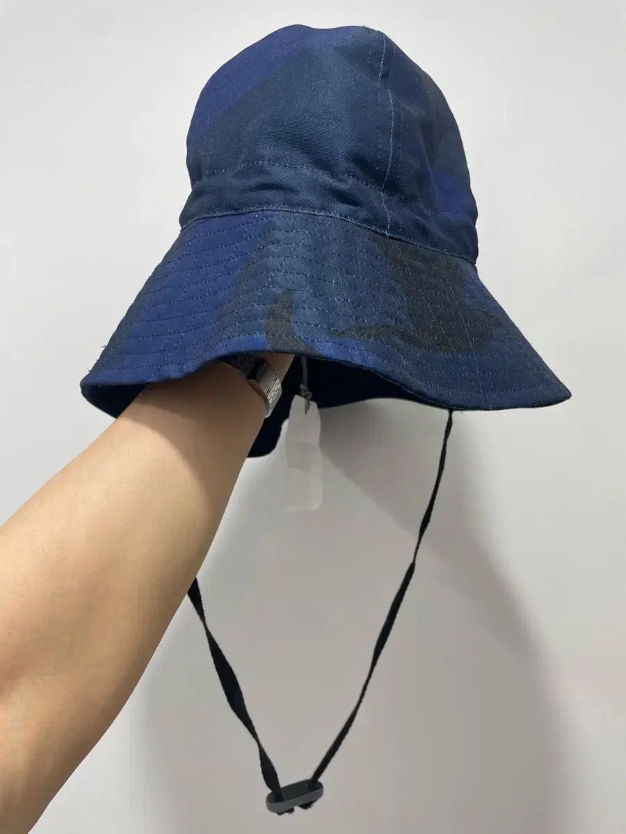 フリー