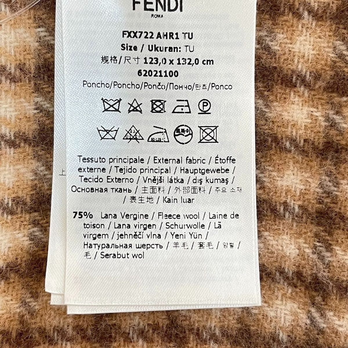 FENDI(フェンディ) ポンチョ サイズTU レディース美品