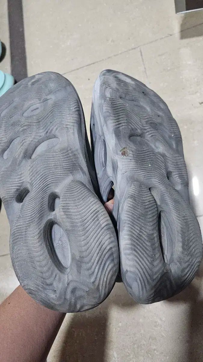 adidas アディダス イージー フォーム ランナー ミックス グラーナイト 285 サイズ