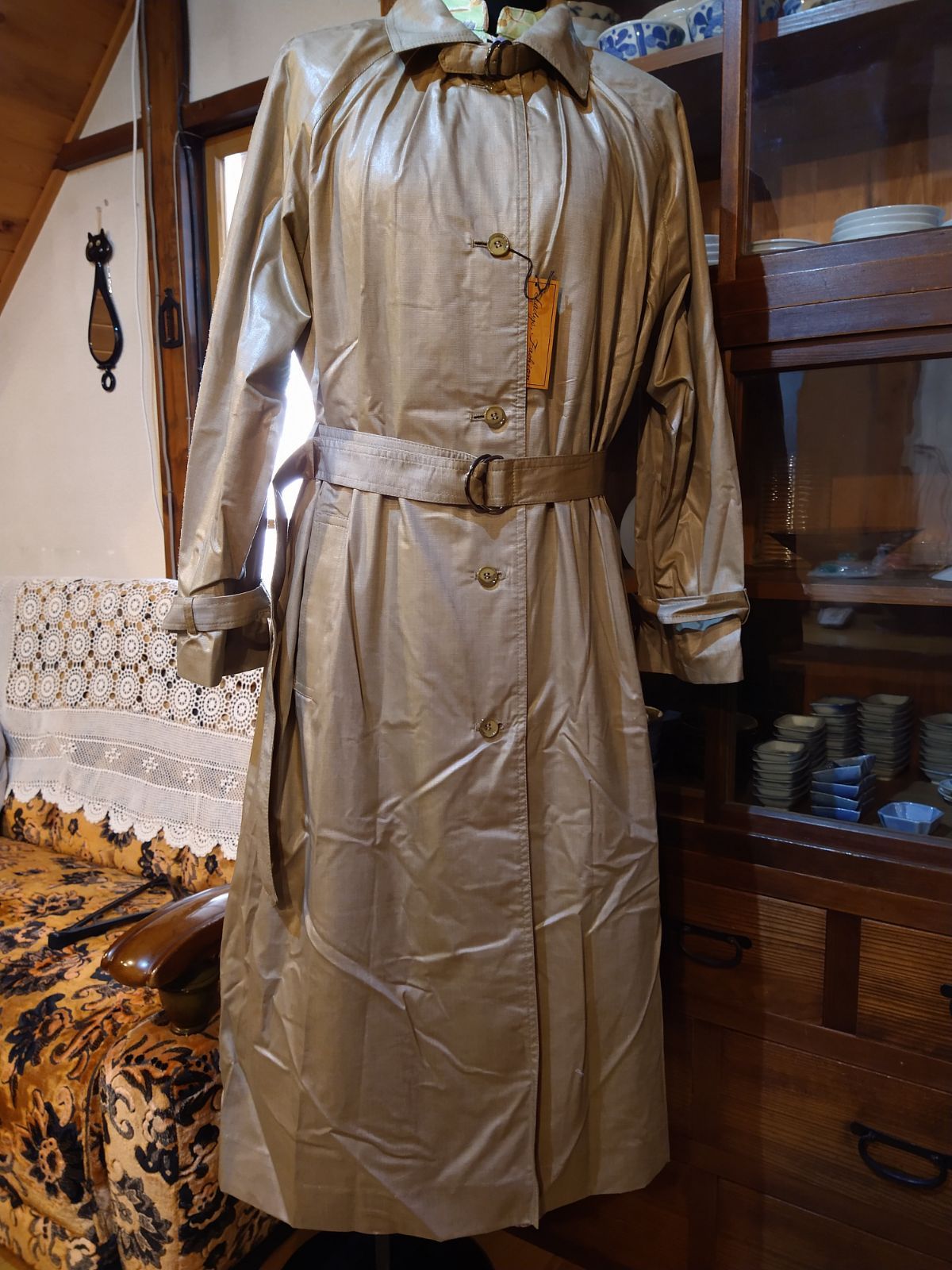 ☆昭和のレトロ　女子通学用　ベージュ　レインコート☆