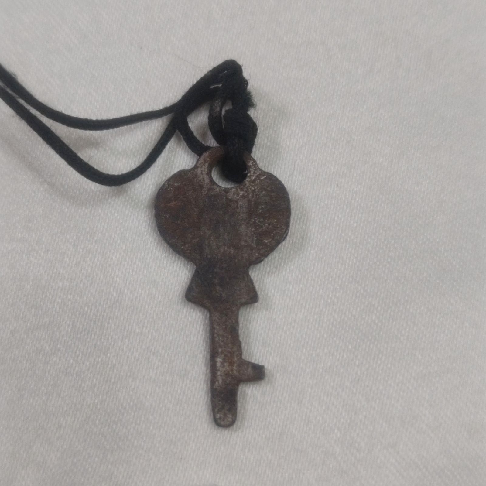 ビンテージ鉄製ハンドカフ 鍵付き ビンテージ鉄製ハンドカフ 鍵付き