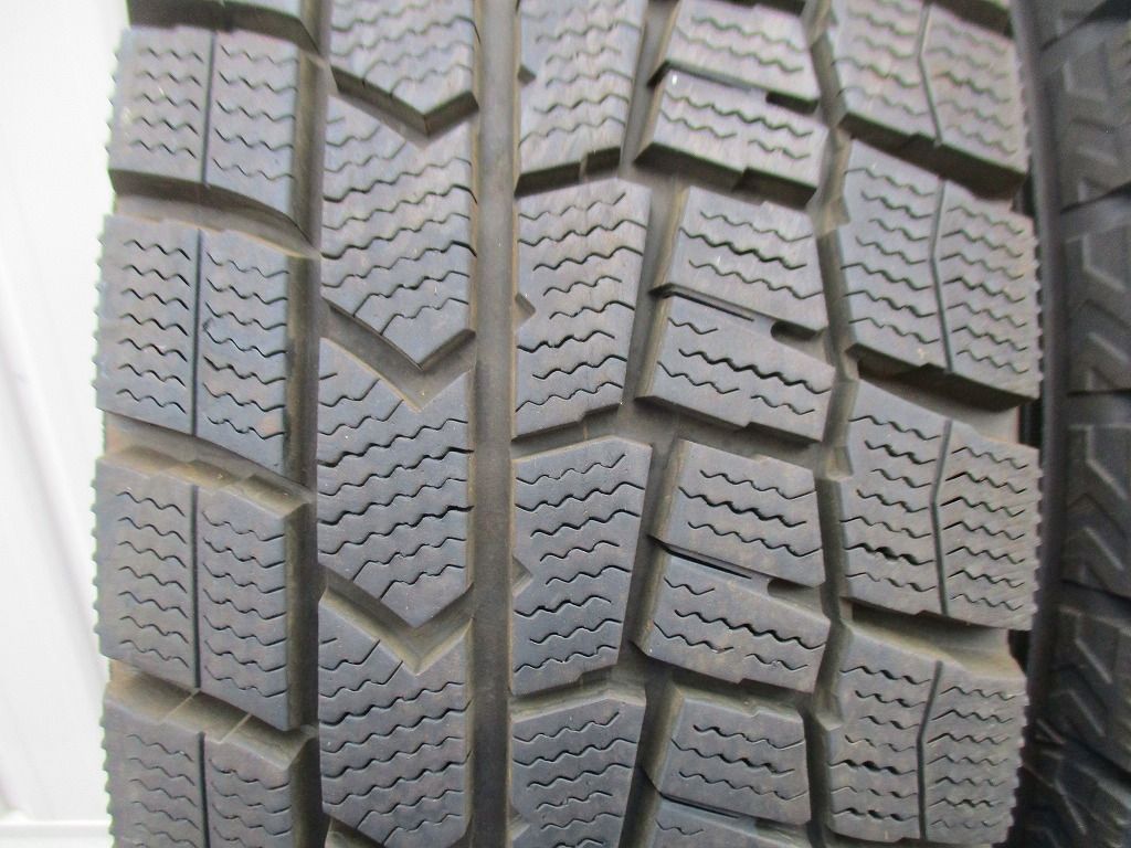 175 70R14 84Q ダンロップ WINTER MAXX WM02 スタッドレス 製 4本 T60440818 インボイス領収書発行