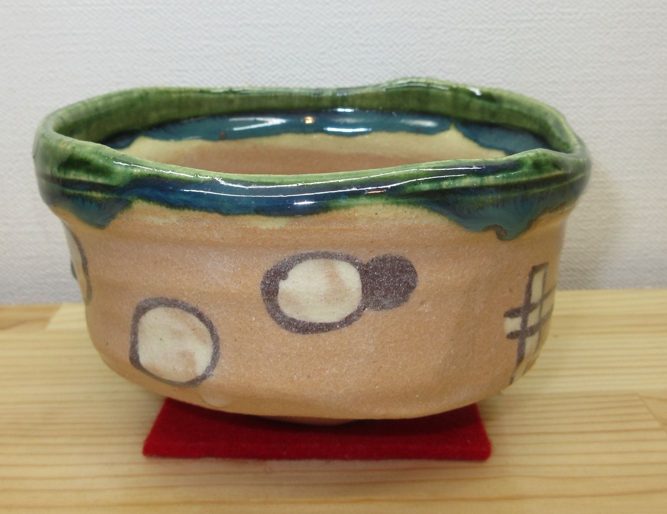 逢絢亭 茶道具 茶碗 美濃焼 赤織部 表千家流書付 加藤芳右衛門 共箱入り