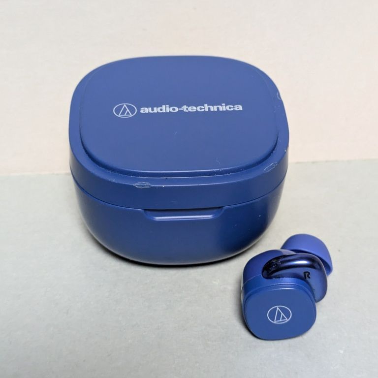 バッテリー良好 audio-technica ATH-SQ1TW 【充電ケース + 右耳 Rのみ】 BL ブルー 防滴 IPX4 完全ワイヤレスイヤホン  ath-sq1tw 中古④ - メルカリ