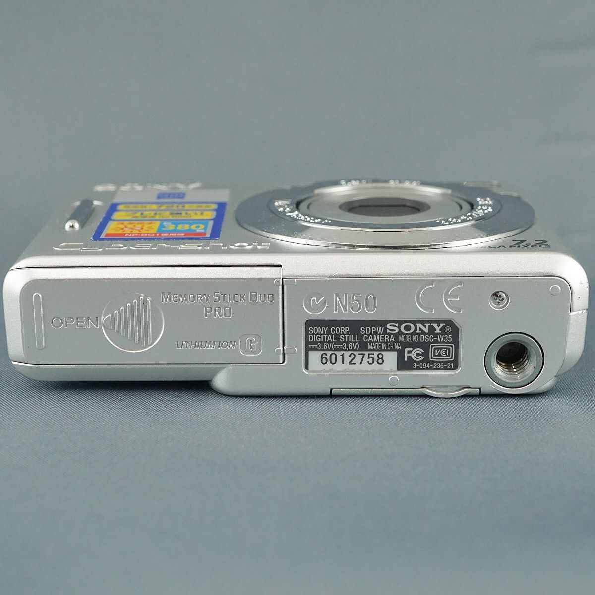 [美品] ソニー Cyber-shot DSC-W35 デジタルカメラ SONY Cyber-Shot DSC-W35 デジタルカメラ USED美品 本体+