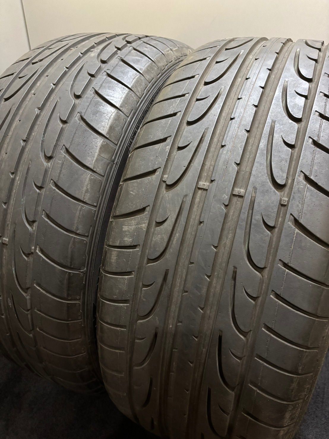 275 50R20 DUNLOP SP SPORT MAXX 16年製 夏タイヤ サマータイヤ 2本 ダンロップ ベンツ ゲレンデ 南10-K230