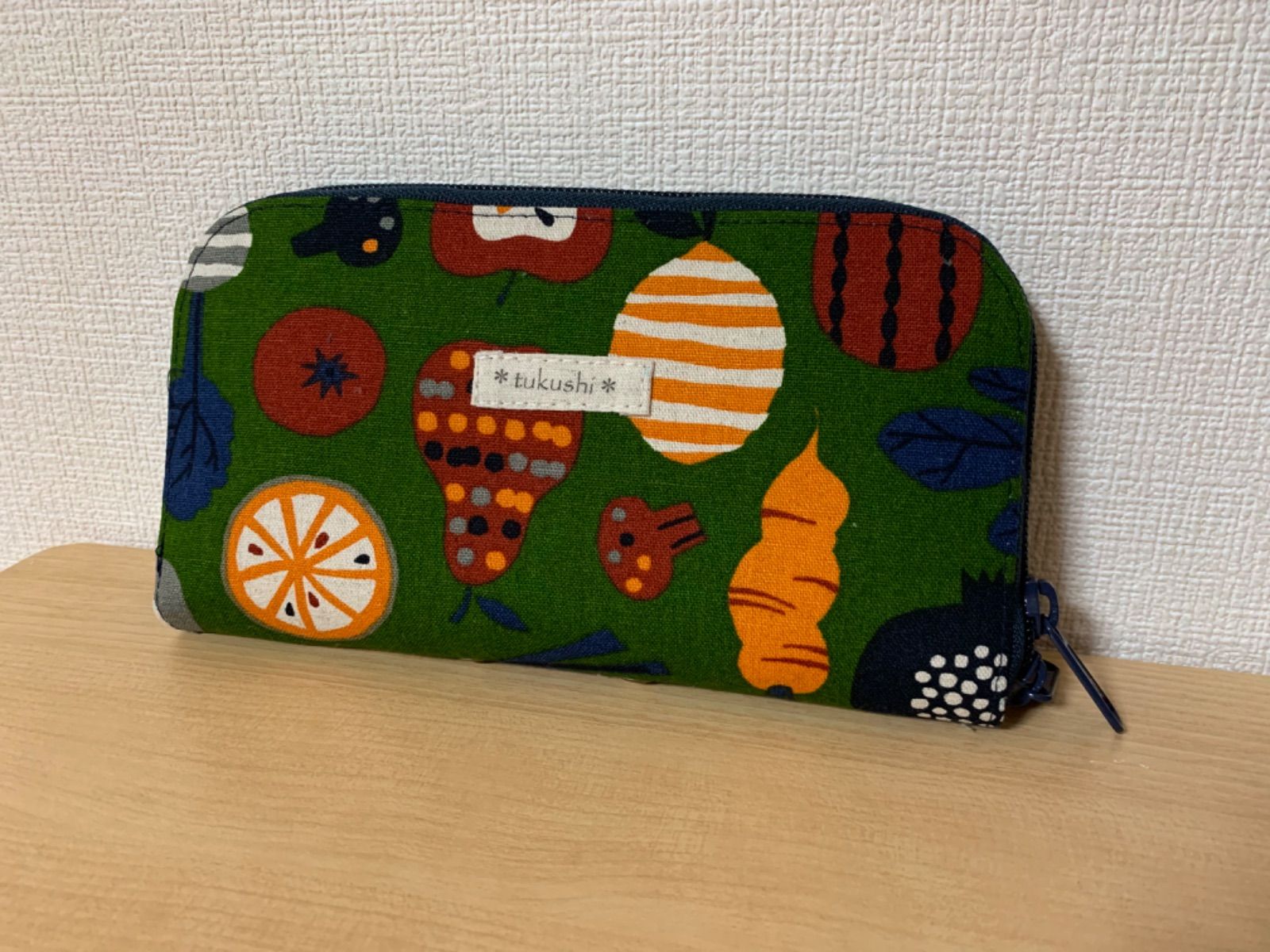 仕分けができる！　ラウンド長財布
