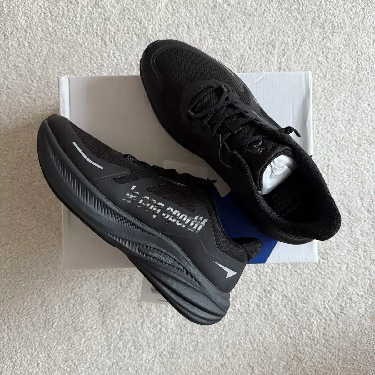 le coq sportif ルコックスポルティフ ビバフォーム マックス シールド 275 サイズ