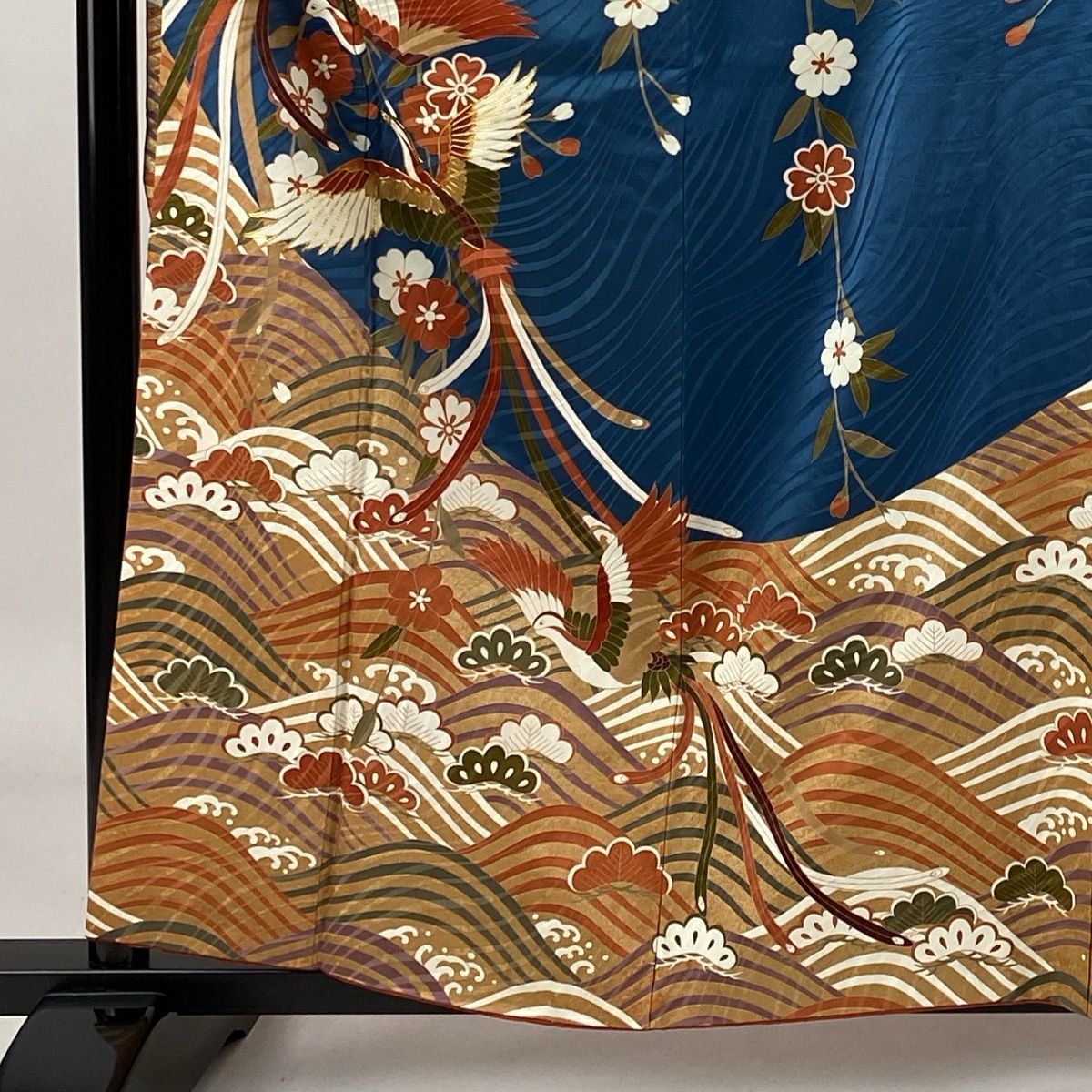 D538 振袖　枝垂れ桜　金彩　黒地　正絹　着物　袷　美品 楽天市場】【成人式 振袖 レンタル】RS582 正絹 黒 枝垂桜に牡丹