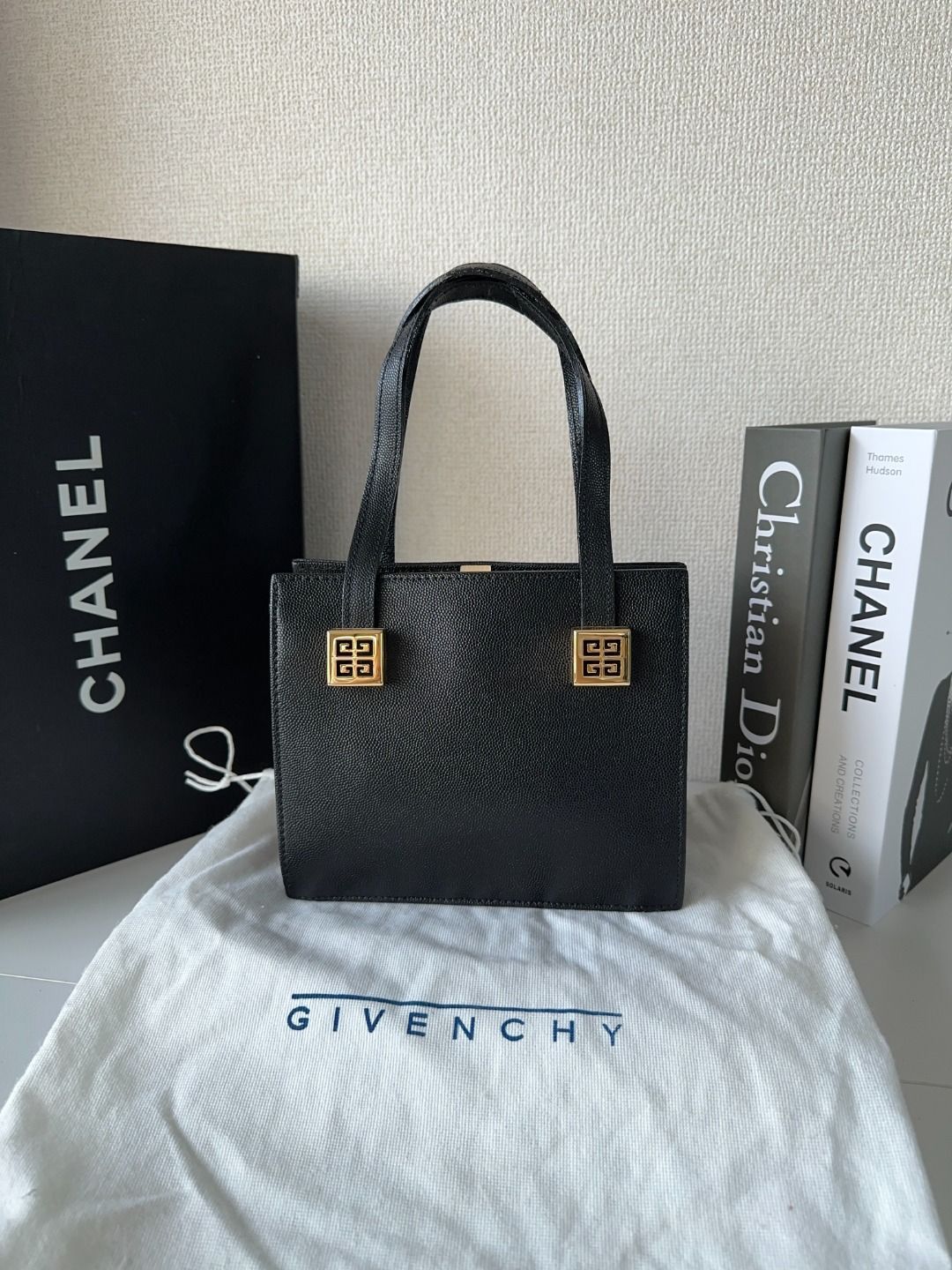 Givenchy ミニハンドバッグ ブラック SS25 Givenchy ジバンシィ ミニ ハンドバッグ - メルカリ