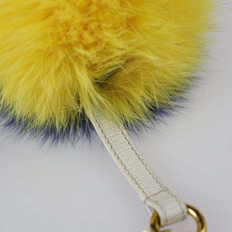 FENDI フェンディ ポンポンチャーム キーホルダー 7AR259 ファー