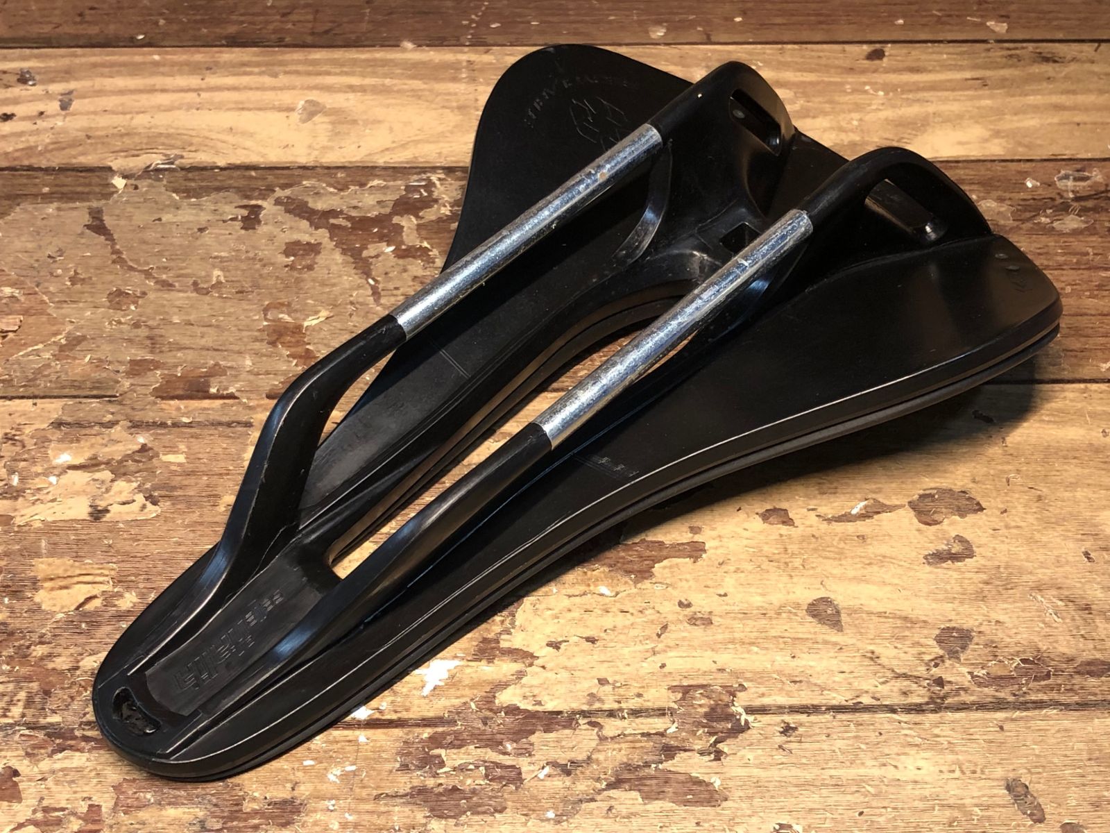 ID725 セライタリア selle italia MODEL X BOOST サドル 145mm Fec Alloyレール