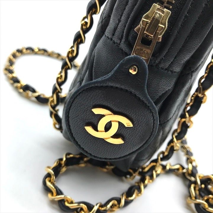 良品 CHANEL シャネル ココマーク マトラッセ ラムスキン チェーン ショルダー バッグ ブラック a3894 CHANEL - 良品 CHANEL シャネル ココマーク マトラッセ ラムスキン
