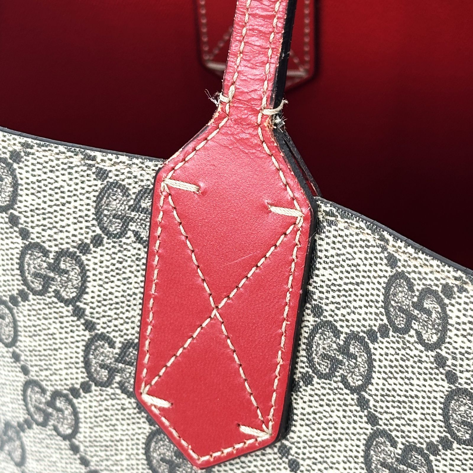 GUCCI 】グッチ GGスプリーム リバーシブル トートバッグ 372613 GG