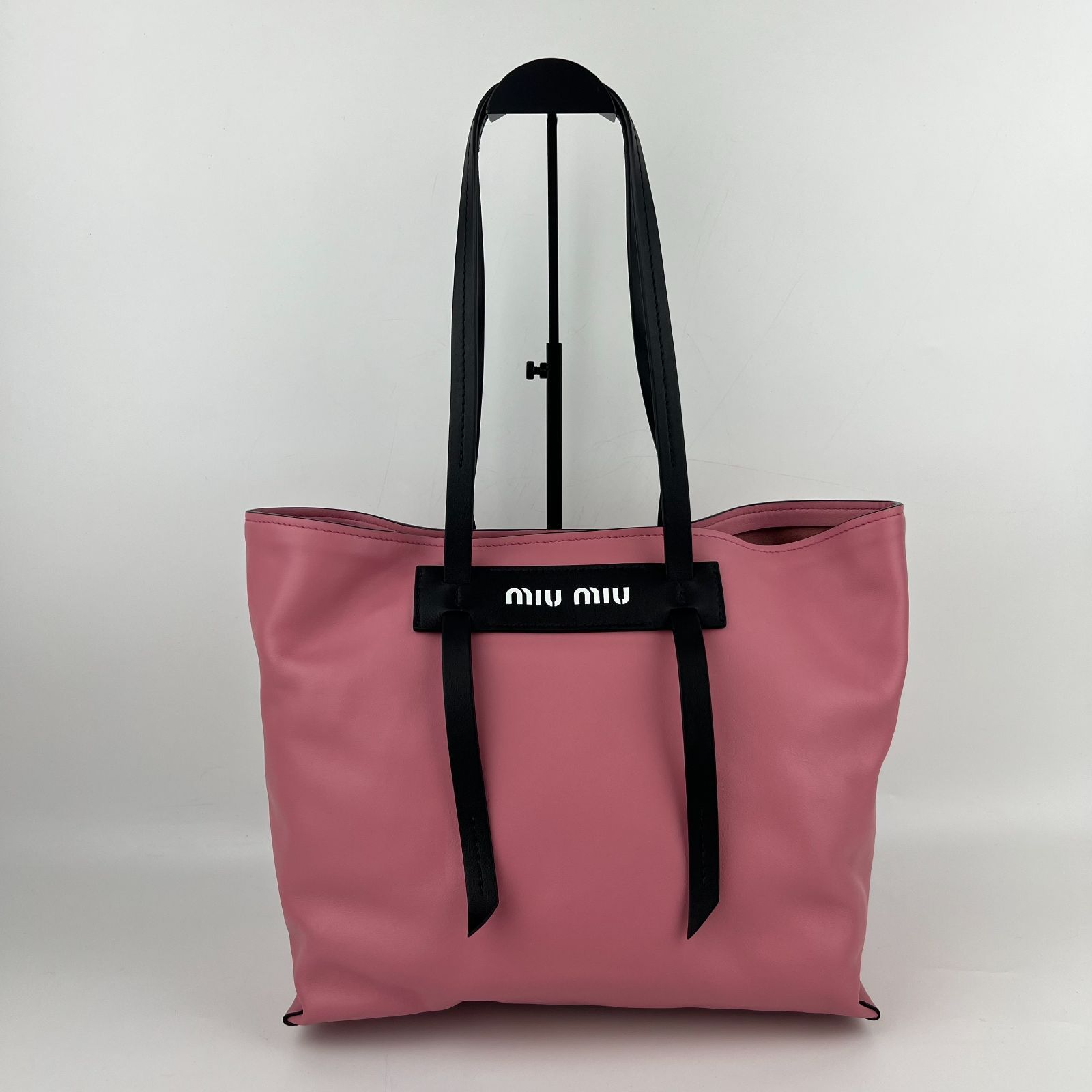 miumiu ミュウミュウ ロゴ トートバッグ 5bg117 miumiu ミュウミュウ ロゴ トートバッグ 5bg117