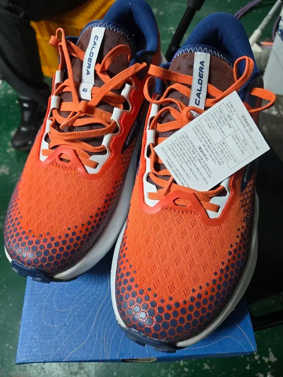 ブルックス カルデラ 6 トレイル ランニングシューズ 290mm