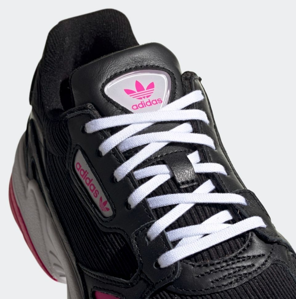 adidas ファルコン W EE5123 - メルカリ adidas ファルコン W EE5123 - メルカリ