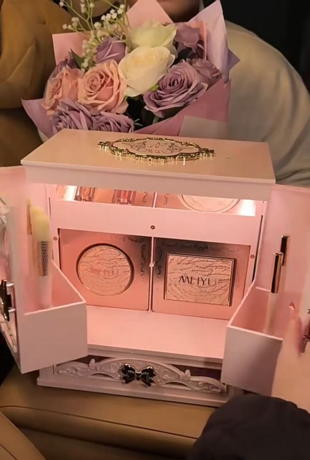 MEIYUフラワーノーズ・コンセプトボックス（中身化粧品セット付き)2点セット MEIYU フラワーノーズコンセプトボックス（中身付き)の通販 by Ken's