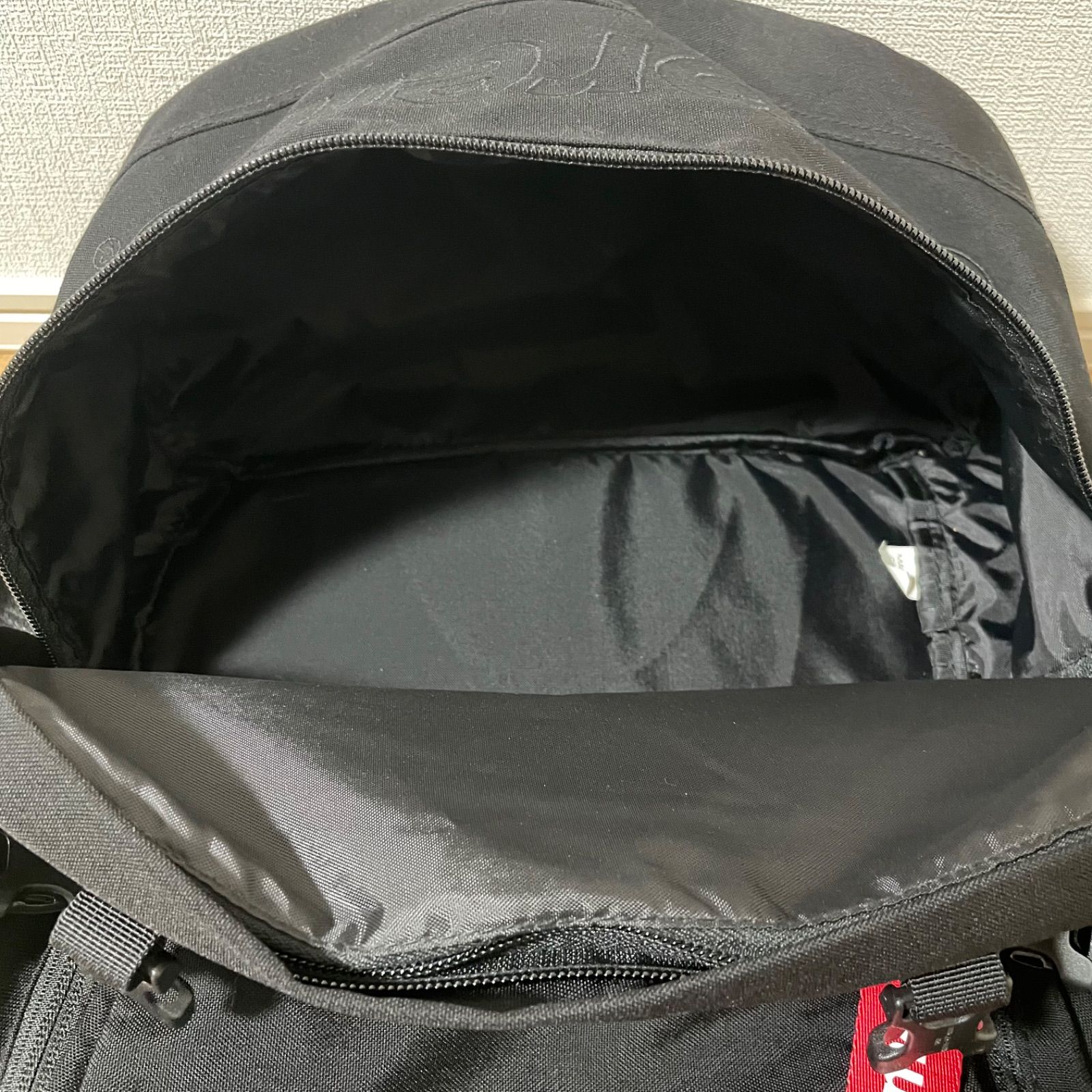 Supreme 15AW contour backpack リュック - メルカリ