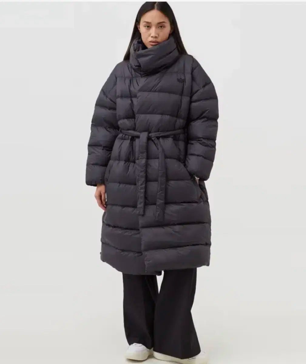 アディダス ダックダウン ロング丈 ダウンジャケット