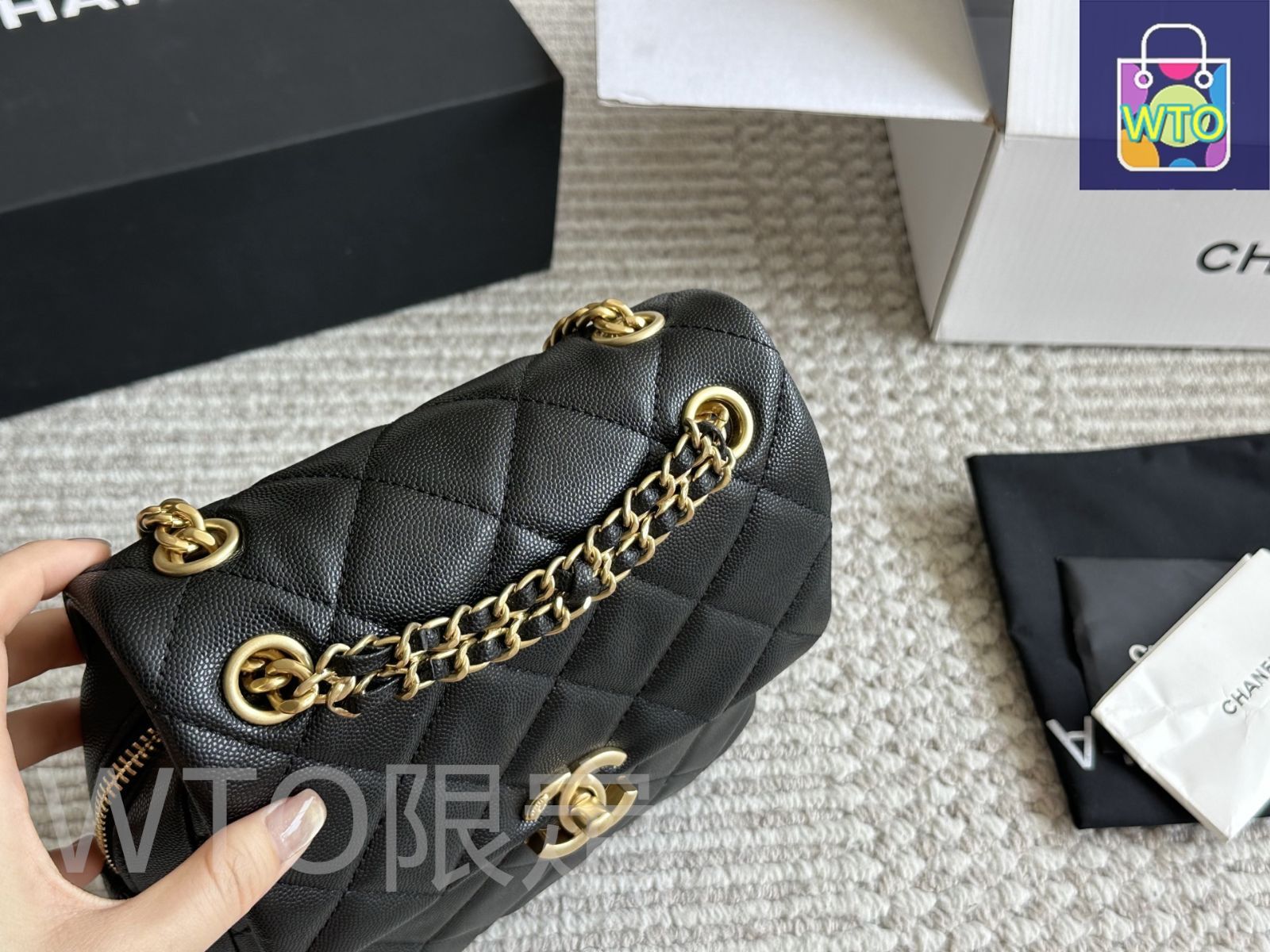 ★完売必至★大人気♠SoBlack【CHANEL】ミニ バックパック CHANEL22 ミニ ブラック**-** - メルカリ