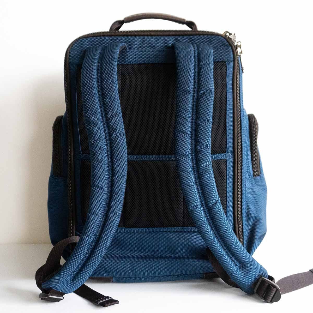 美品】 TUMI トゥミ 【069394BT0/Gilman brief backpack】ネイビー リュック ビジネスバッグ 2408482 -  メルカリ