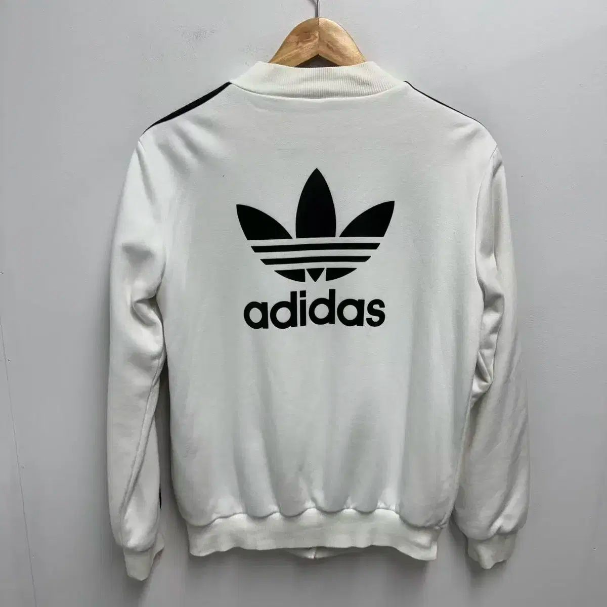 アディダス 白黒 オレオ ジップアップ 95サイズ