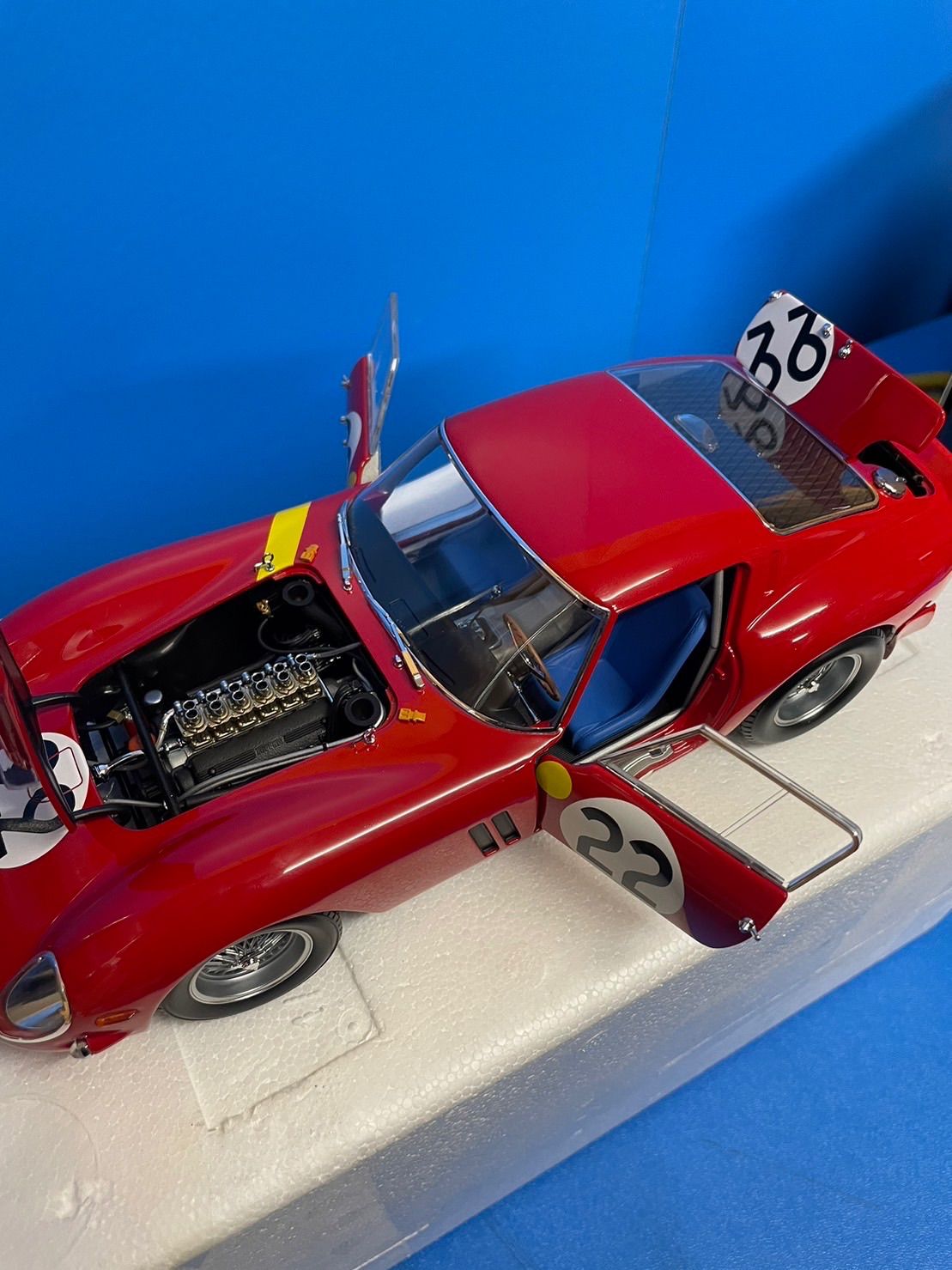 京商 1/18 フェラーリ 250 GTO 1962 No.22 ル・マン - メルカリ