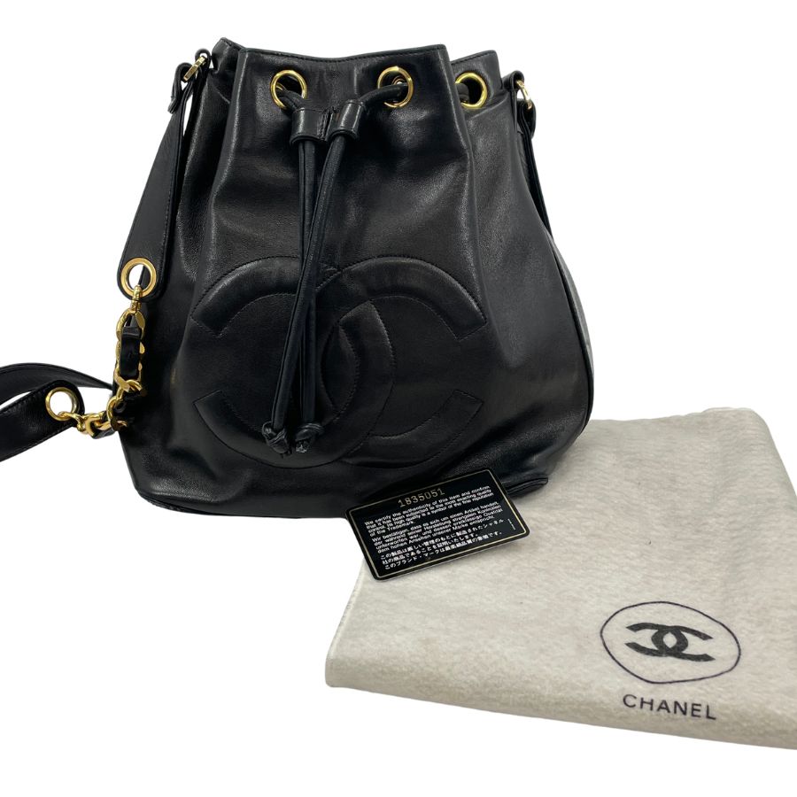 CHANEL 巾着ショルダーバッグ ブラック - メルカリ