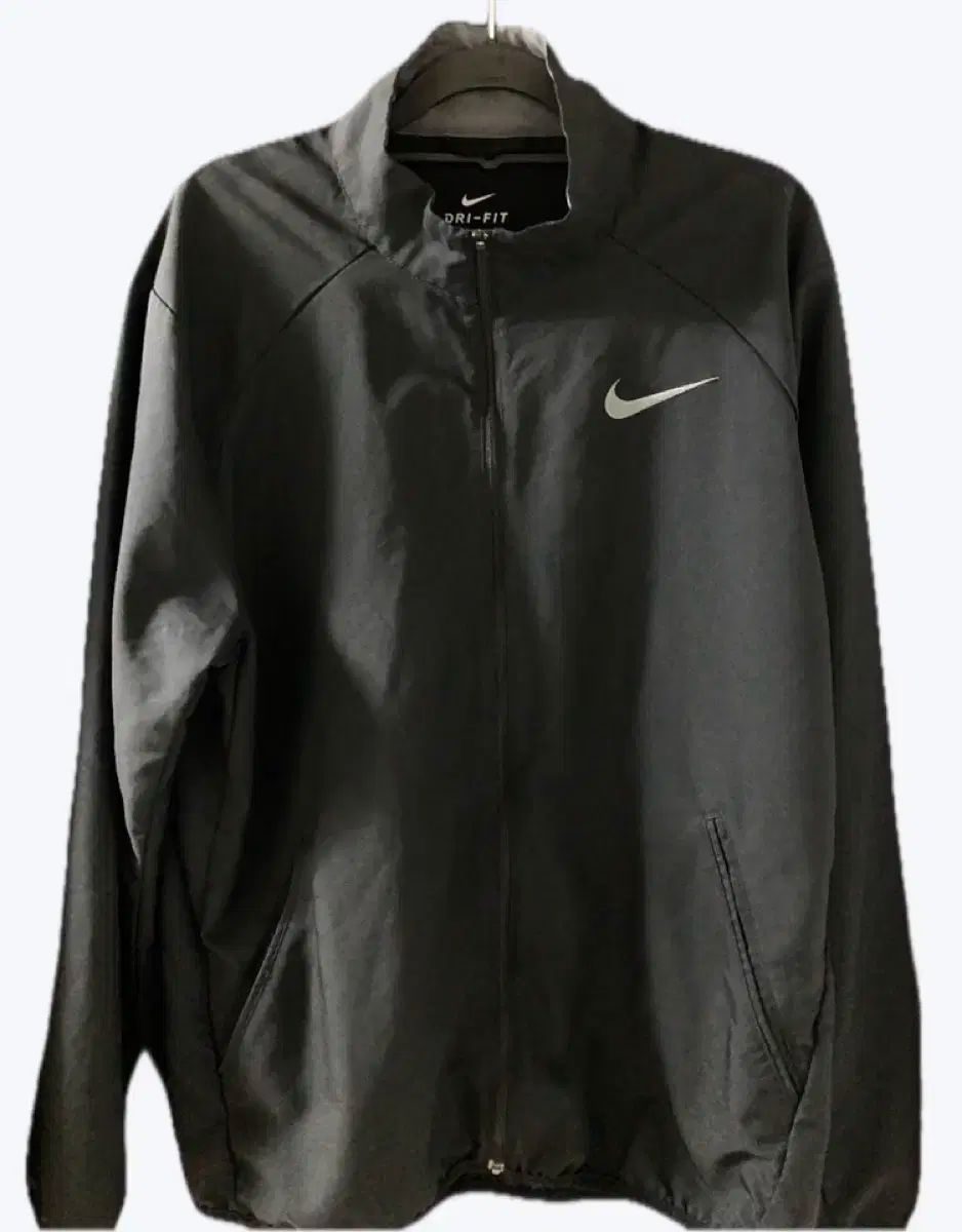Nike ナイキ ドライフィット ウインドブレーカー ジャージ