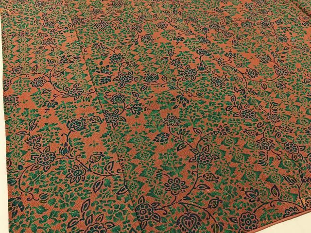 平和屋着物○上質な色無地 草木染 花唐草地紋 藍媚茶色 反