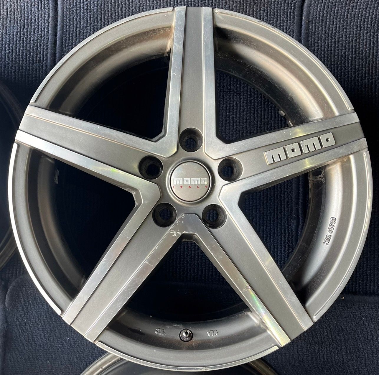 MOMO HYPERSTAR EVO 純正 17インチ ホイール4本 7.5J +48 PCD112