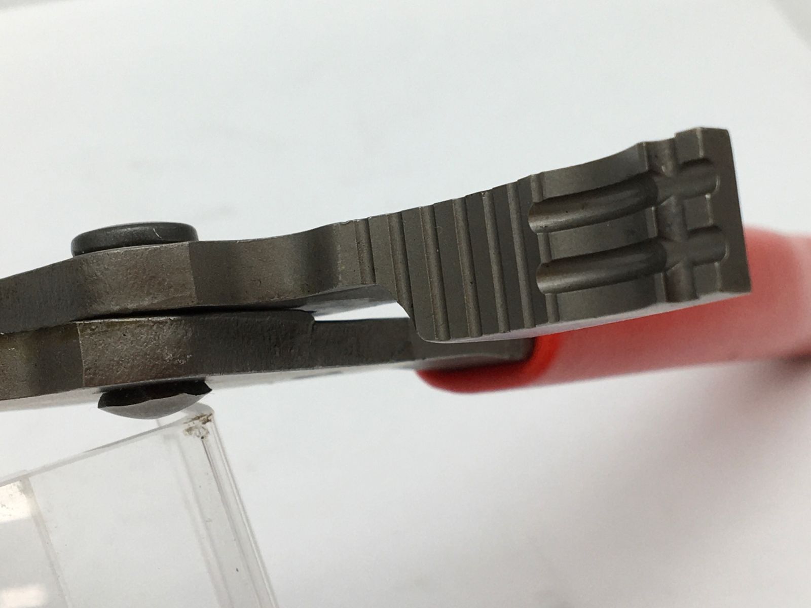 クランププライヤー