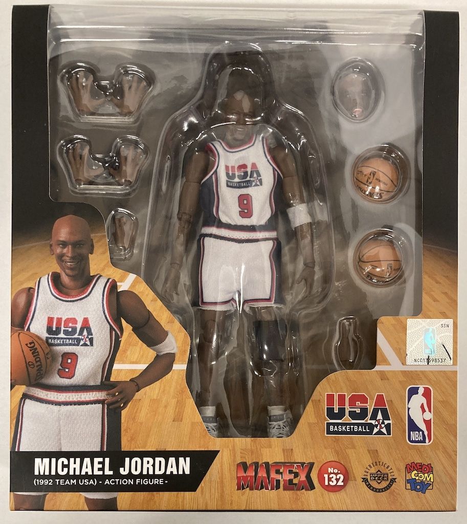 マフェックス No.132 MAFEX Michael Jordan(1992 TEAM USA)(マイケル・ジョーダン 1992 チーム USA) 完成品 可動フィギュア メディコム・トイ Amazon.co.jp: メディコム・トイ MAFEX マフェックス No.132