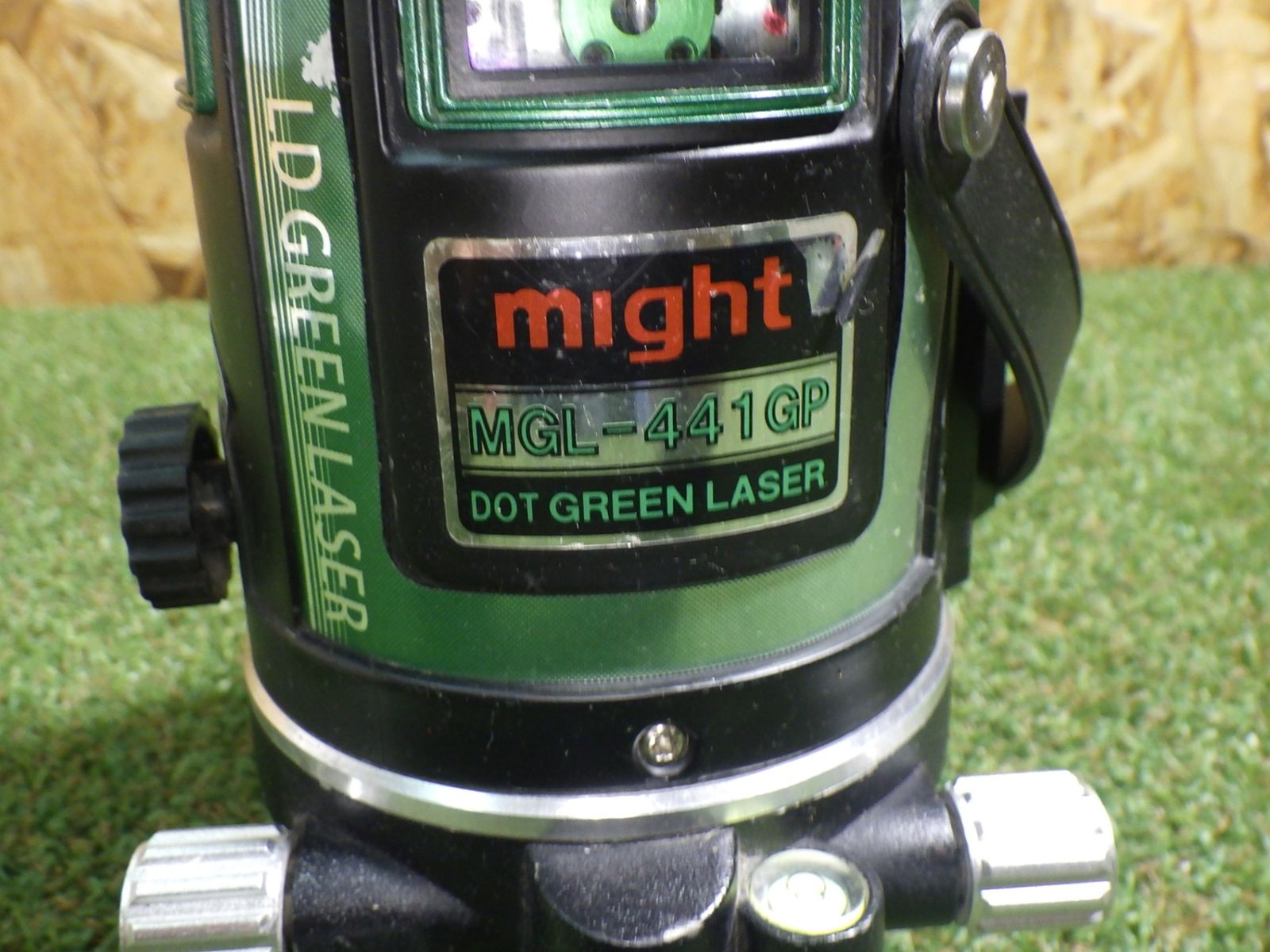 水平 垂直の基準線を マイト工業 MGL-441GP 高輝度グリーンレーザー墨出し器 電動工具 品 HRDEVELOPMENT_JP