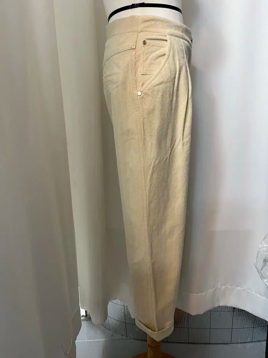 2021年 TIME アイボリー コーデュロイ ワイド パンツ