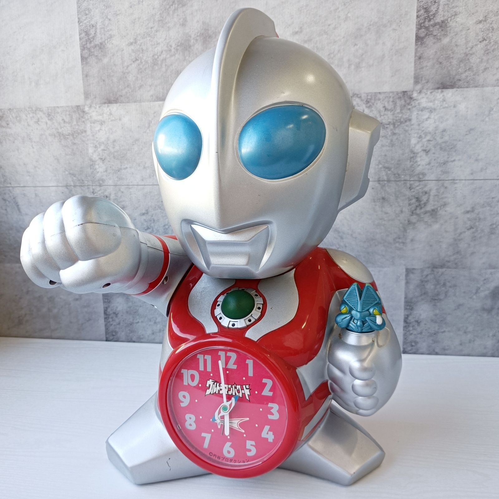 ウルトラマンパワードフィギュアタイプBig目覚まし時計* - 置時計 ウルトラマンパワードフィギュアタイプBig目覚まし時計* - 置時計