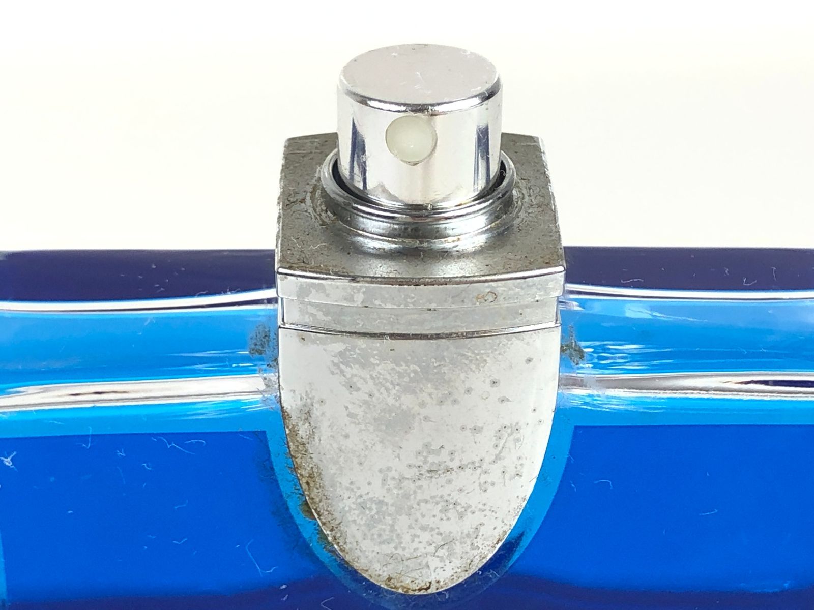 POUR