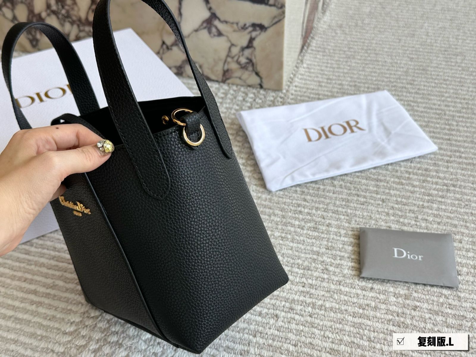 今日特価】DIOR Signaturea Bucket Bag [SS25 New] | ディオール