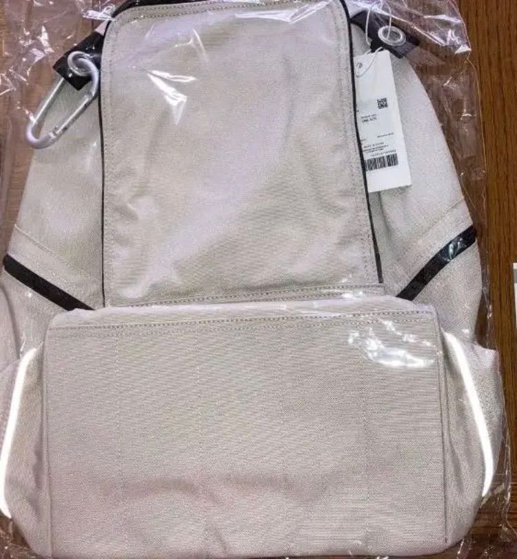 新品 未使用 レア 廃盤 マリメッコ メトロ サンド 新品 未使用 レア 廃盤 マリメッコ メトロ サンド