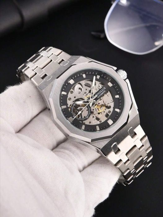 機械式 メンズ中空自動機械式スチールバンド防水腕時計