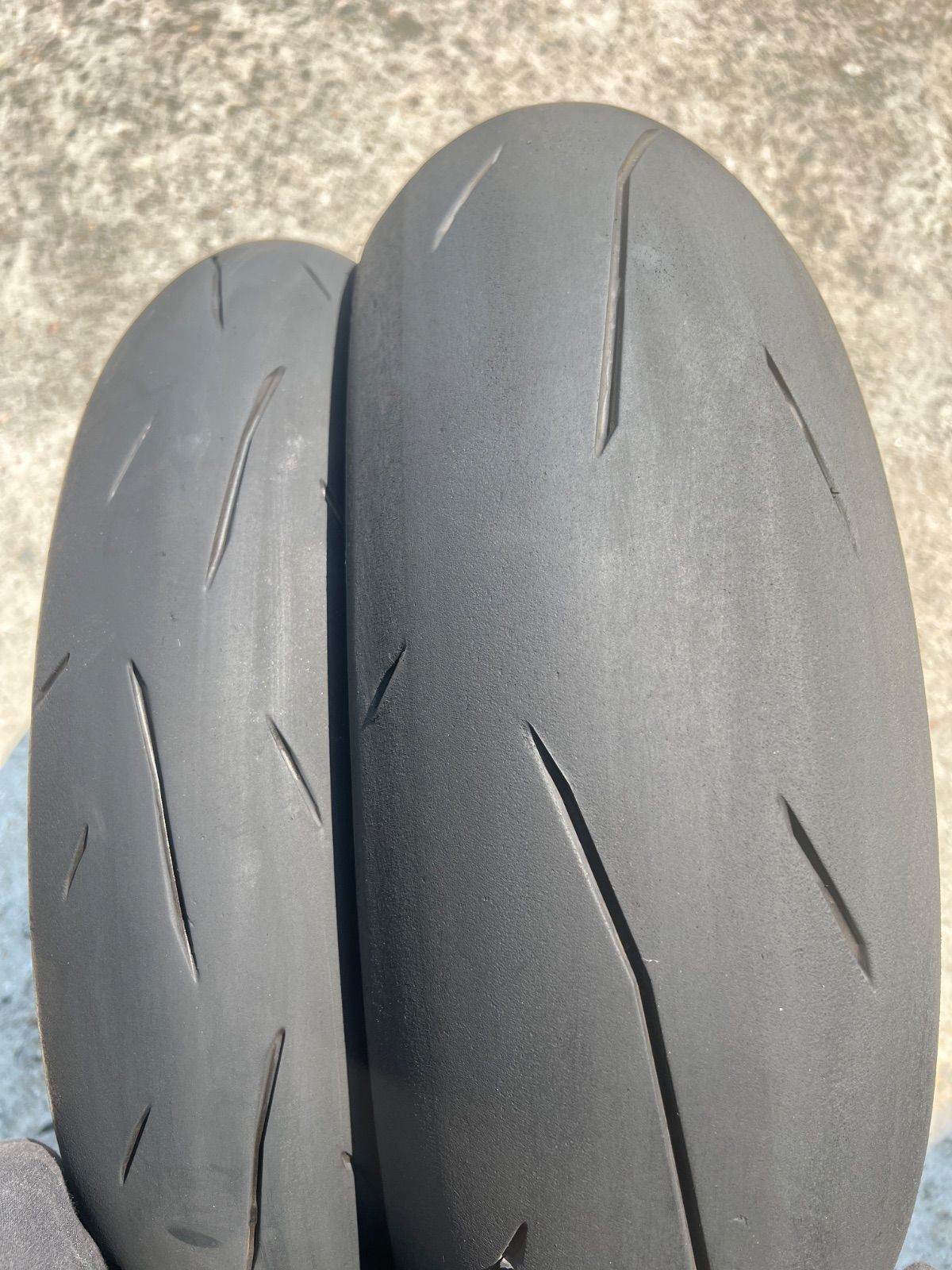 25年製造DL RS3s 120/70ZR17 160/60ZR17 タイヤ前後