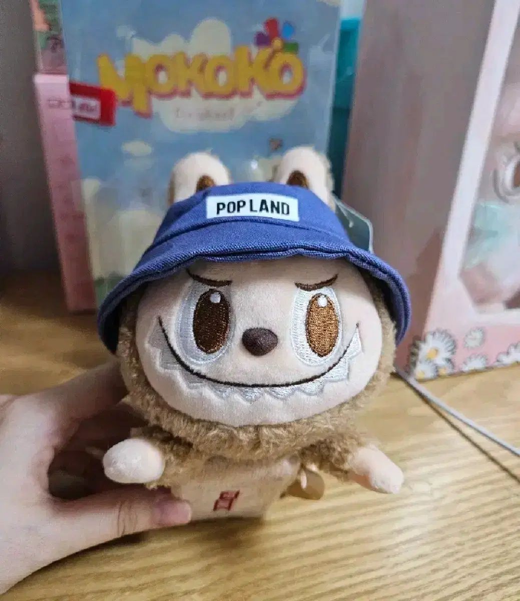 POP MART ポップマート Labubu ラブブ ポプランド 人形