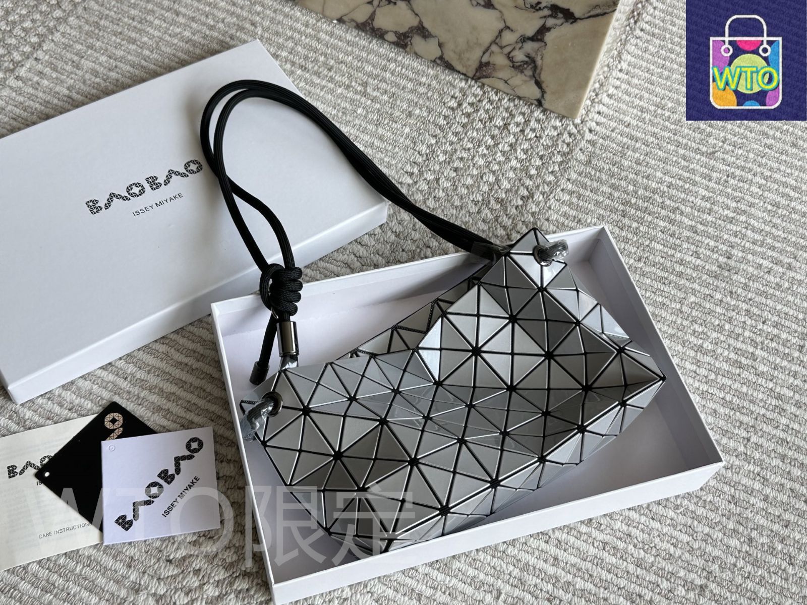 今日特価】Issey Miyake イッセイミヤケ 生豆腐バッグ