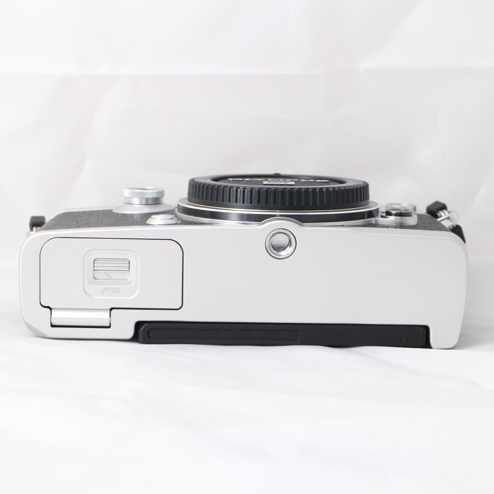 【中古】(オリンパス) OLYMPUS PEN-F ボデイ シルバー 中古】オリンパス PEN-F ボディ シルバー｜｜カメラのキタムラネット