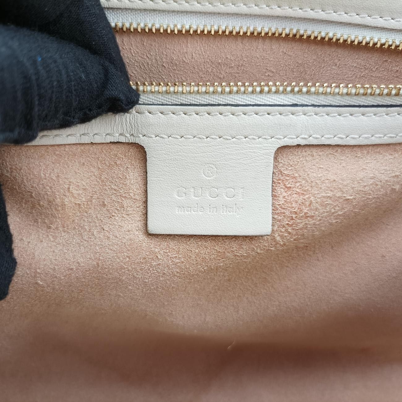 【関税＆送料込み】Gucci Gg Marmont Pouch Gucci GG Marmont Small Light Grey Shoulder Bag | GUCCI® SG
