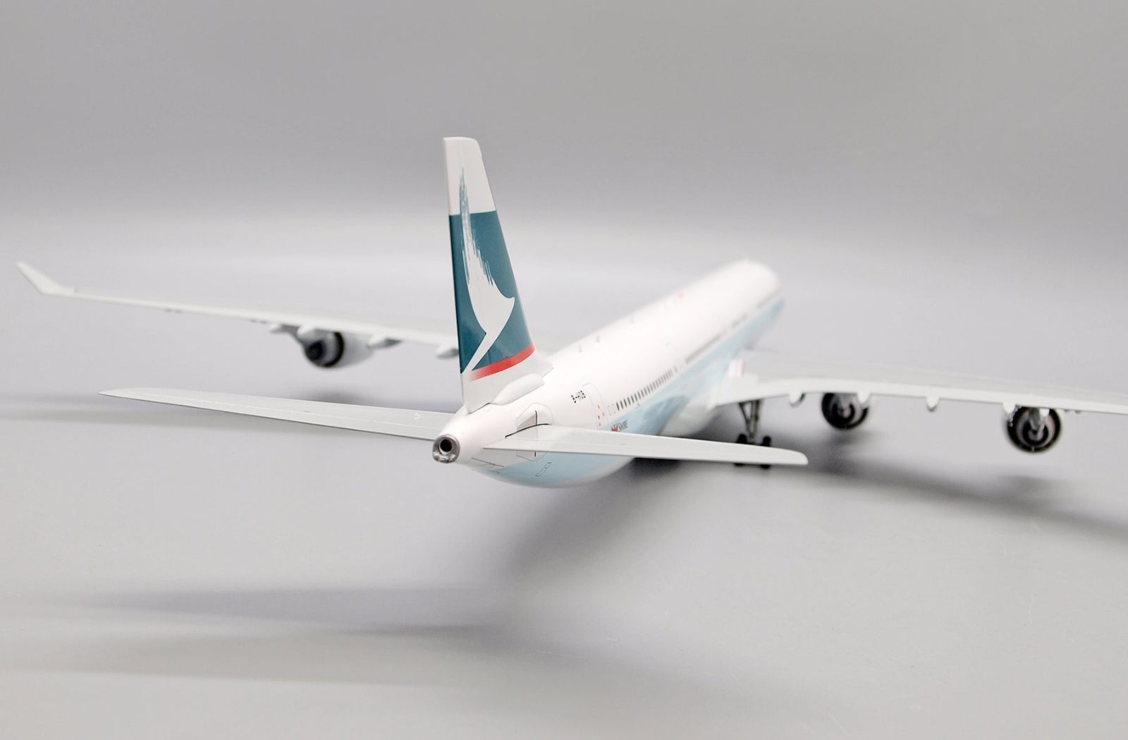 キャセイパシフィック A340-600
