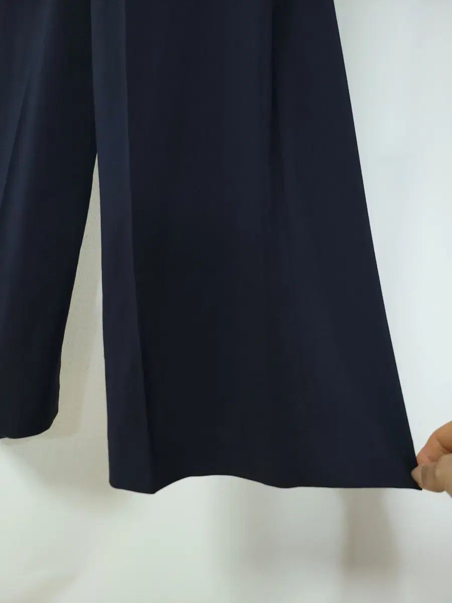 ベルト付き パンツ